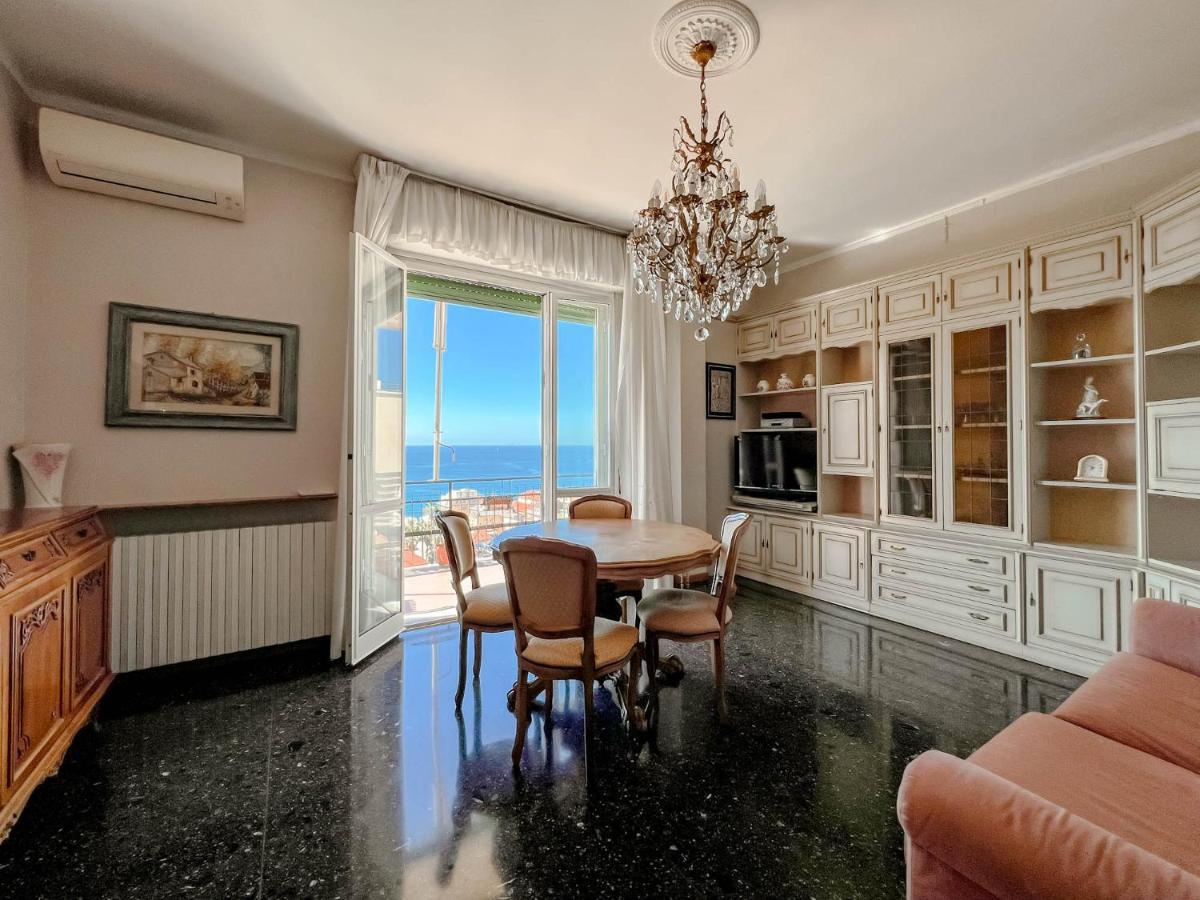 Grande Appartamento Vista Mare 瓦拉泽 外观 照片