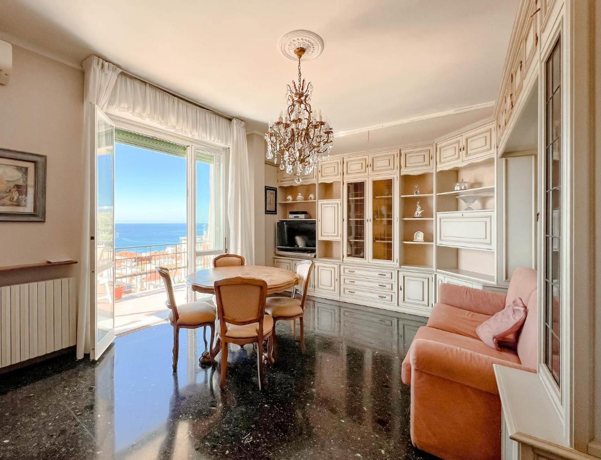 Grande Appartamento Vista Mare 瓦拉泽 外观 照片